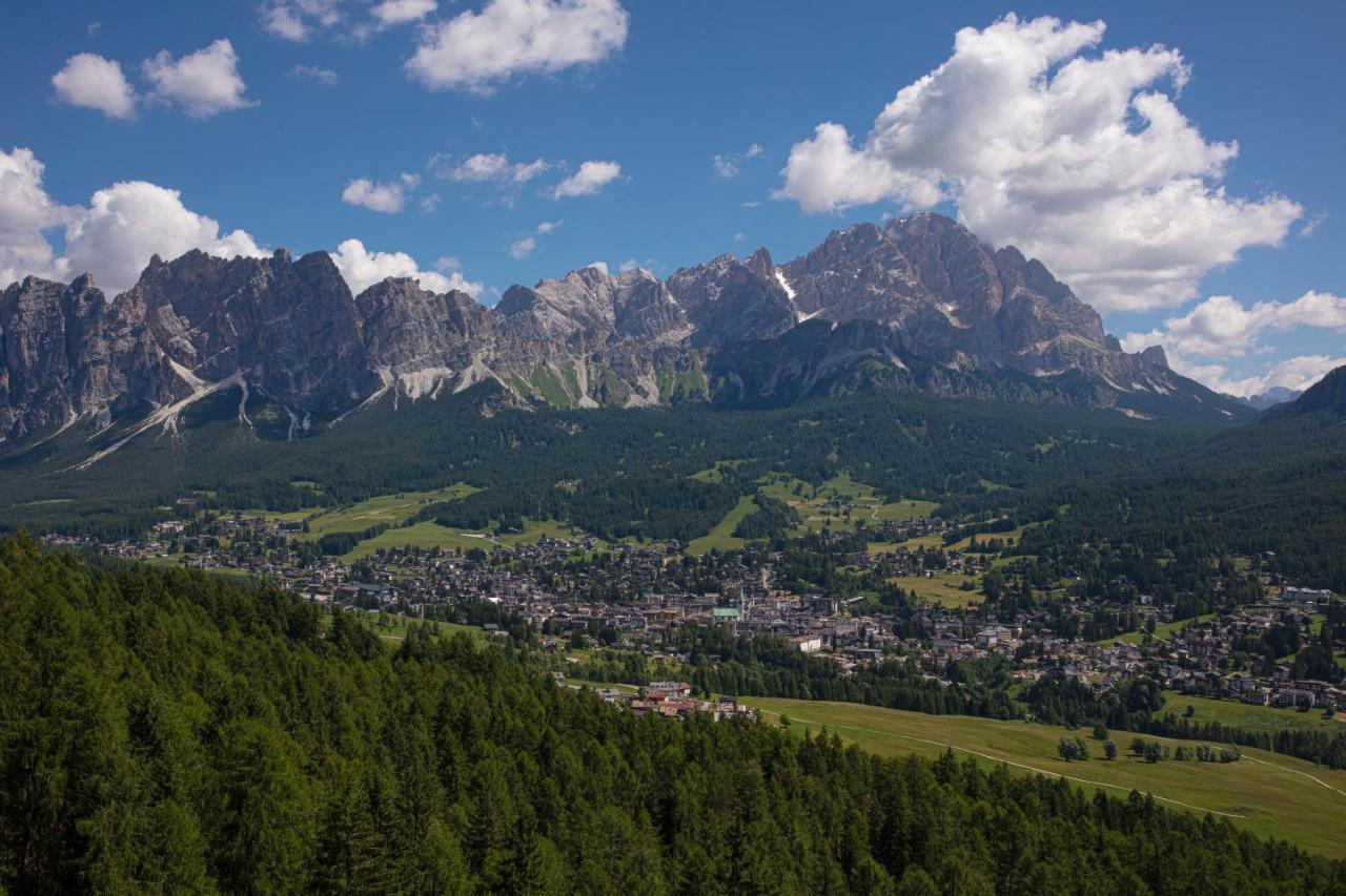 Appartamento Cortina-House Cortina dʼAmpezzo Esterno foto